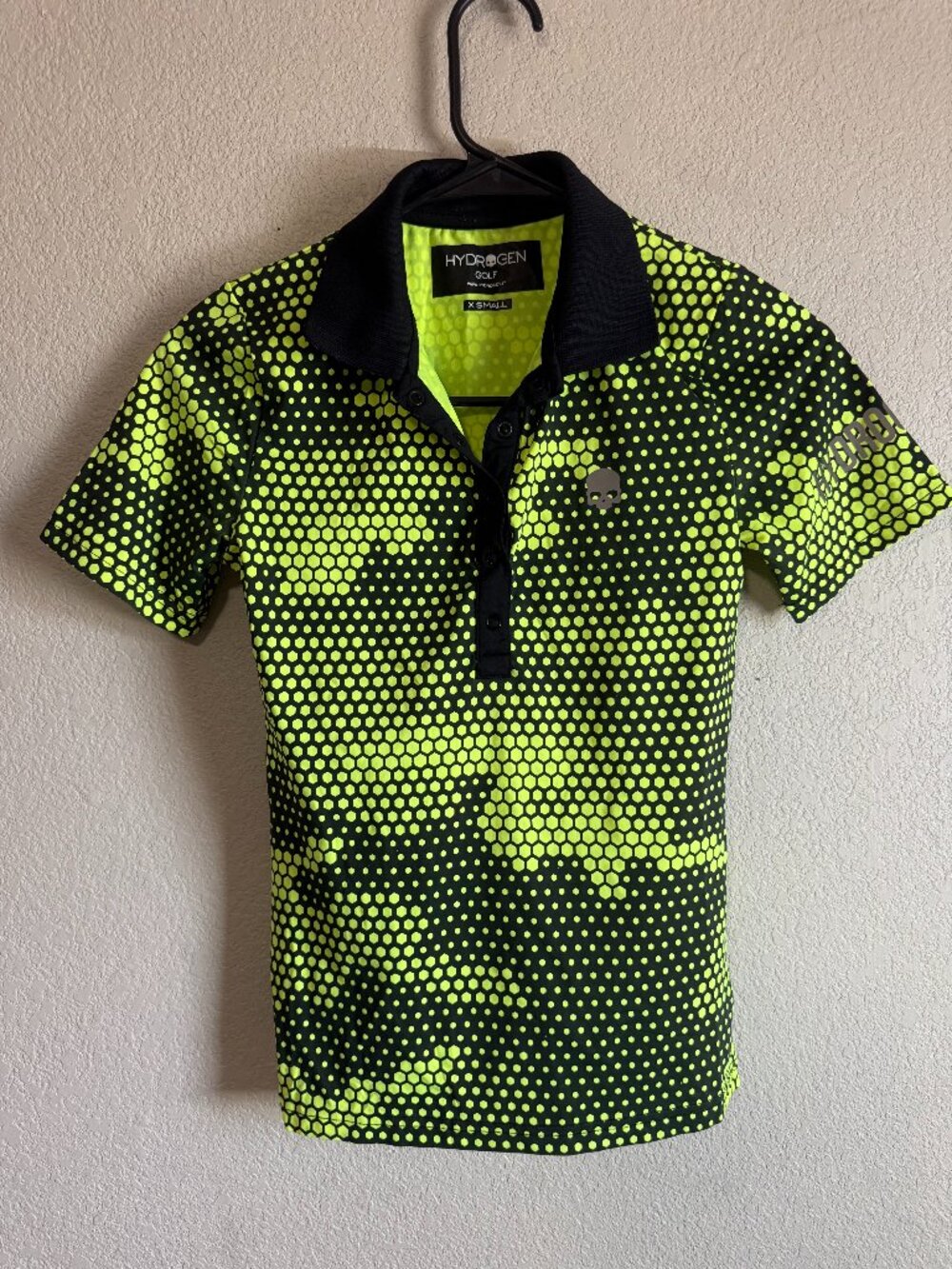 Hydrogen Golf Black Neon Green Hex Camo Polo Shirt X-Small Check Measurements